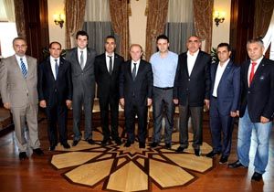 ADGAD Yneticileri Vali ztrk  Ziyaret Etti 